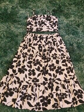 Black & White Floral Cotton Two-Piece Set - Crop Top & Maxi Skirt